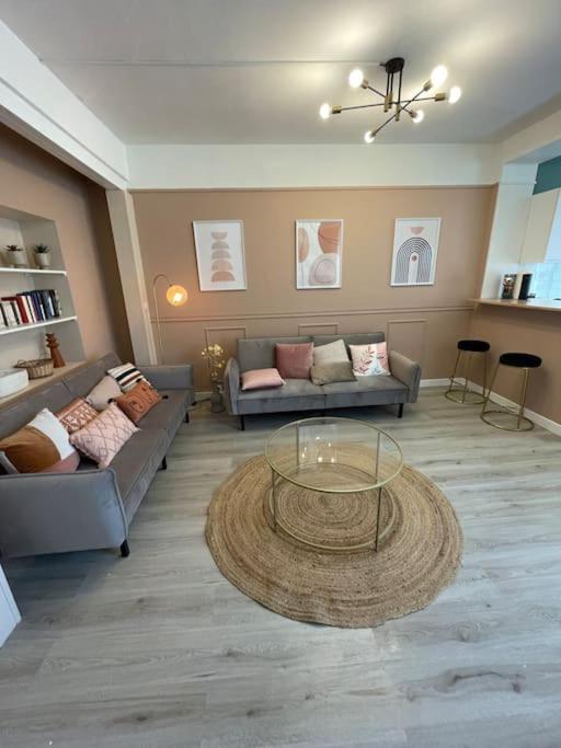 Appartement Spacieux A Deux Pas Du Centre Реймс Екстериор снимка